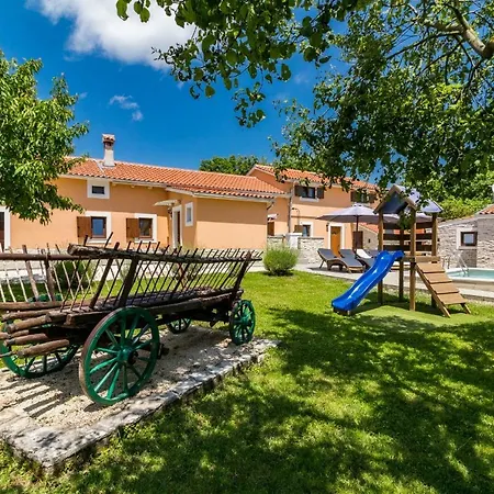Holiday home Zvane