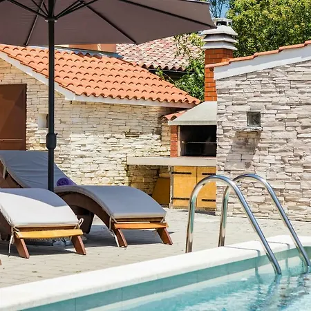 Zvane Hébergement de vacances *
